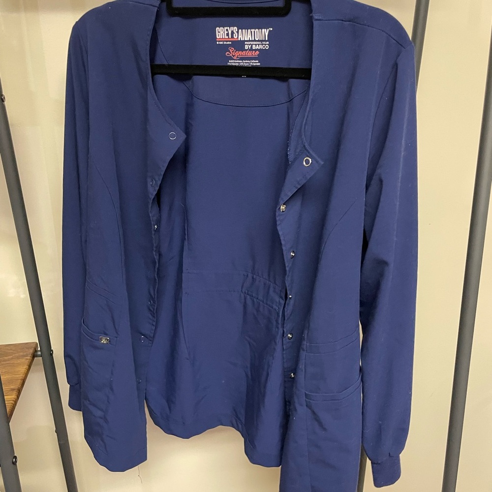 Grey’s Anatomy scrub jacket